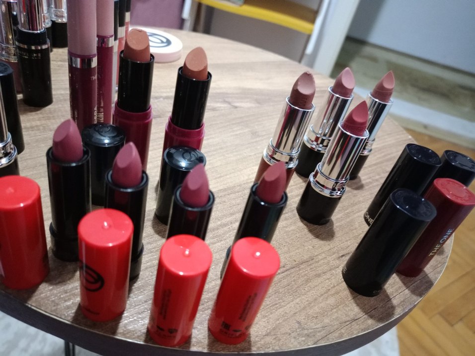 Canlı Bordo Ruj Çeşitleri - Görsel 3