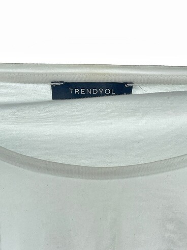 s Beden beyaz Renk Trendyol & Milla T-shirt %70 İndirimli.