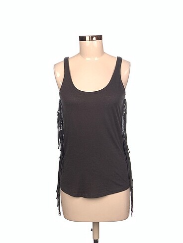 Zara T-shirt %70 İndirimli.