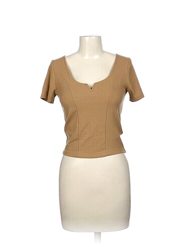 Trendyol & Milla T-shirt %70 İndirimli.