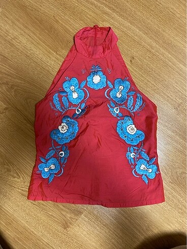 Halter yaka buluz