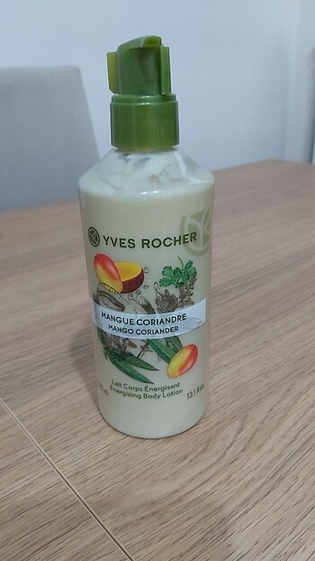 Yves rocher vücut sütü 