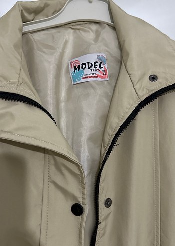 Bej Düğmeli Kısa Street Wear Yağmurluk - Görsel 5