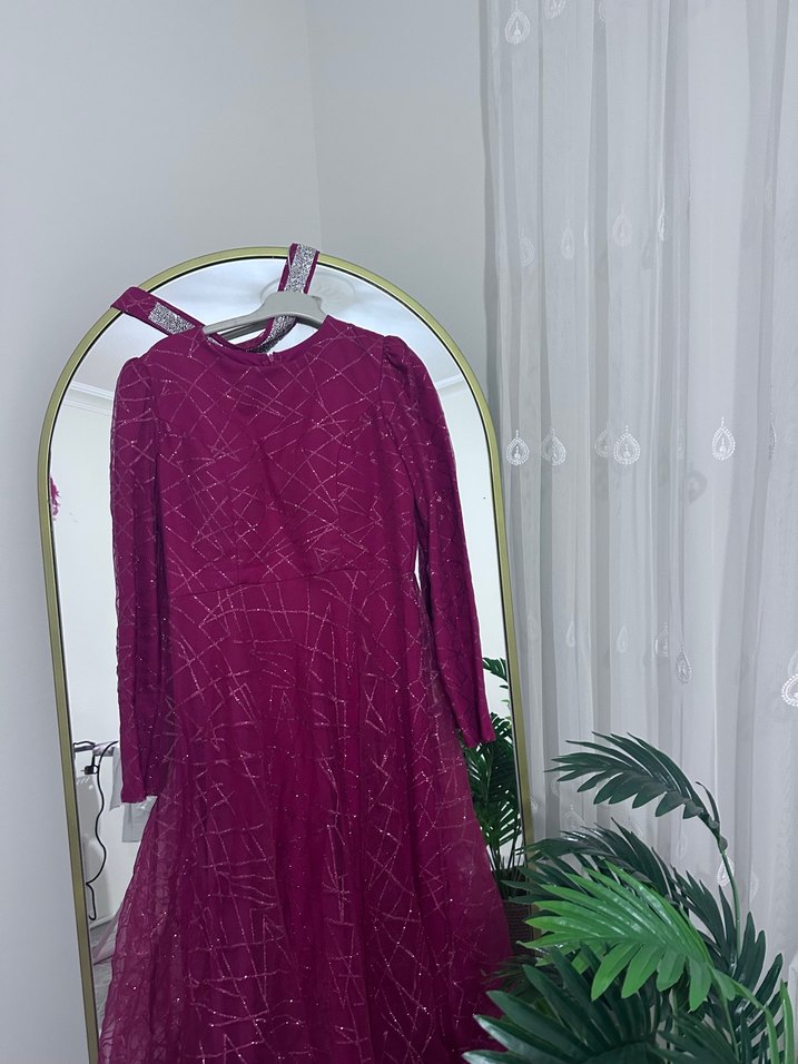 Bordo İşlemeli Uzun Kadın Abiye Elbise - Görsel 3