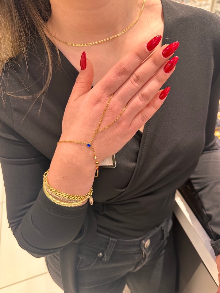 Zincir Detaylı Altın Renkli Kadın El Zinciri - Görsel 3