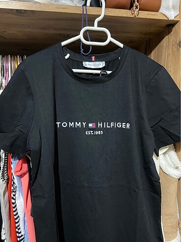 Tommy hilfiger siyah tshirt