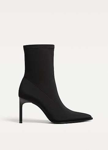 Stradivarius Stiletto topuklu kumaş bilekte bot