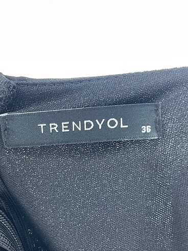 36 Beden siyah Renk Trendyol & Milla Kısa Elbise %70 İndirimli.