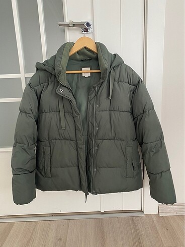 GAP marka şişme mont