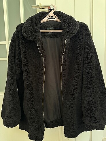 l Beden Bershka marka polar mont