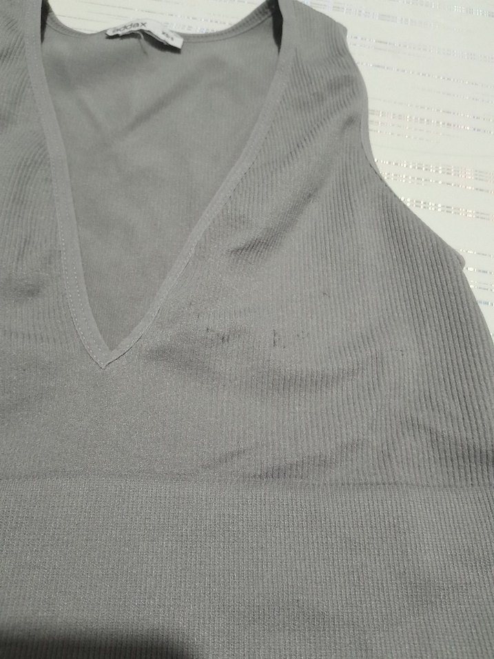 V Yaka Gri Mini Spor Büstiyer - Görsel 5