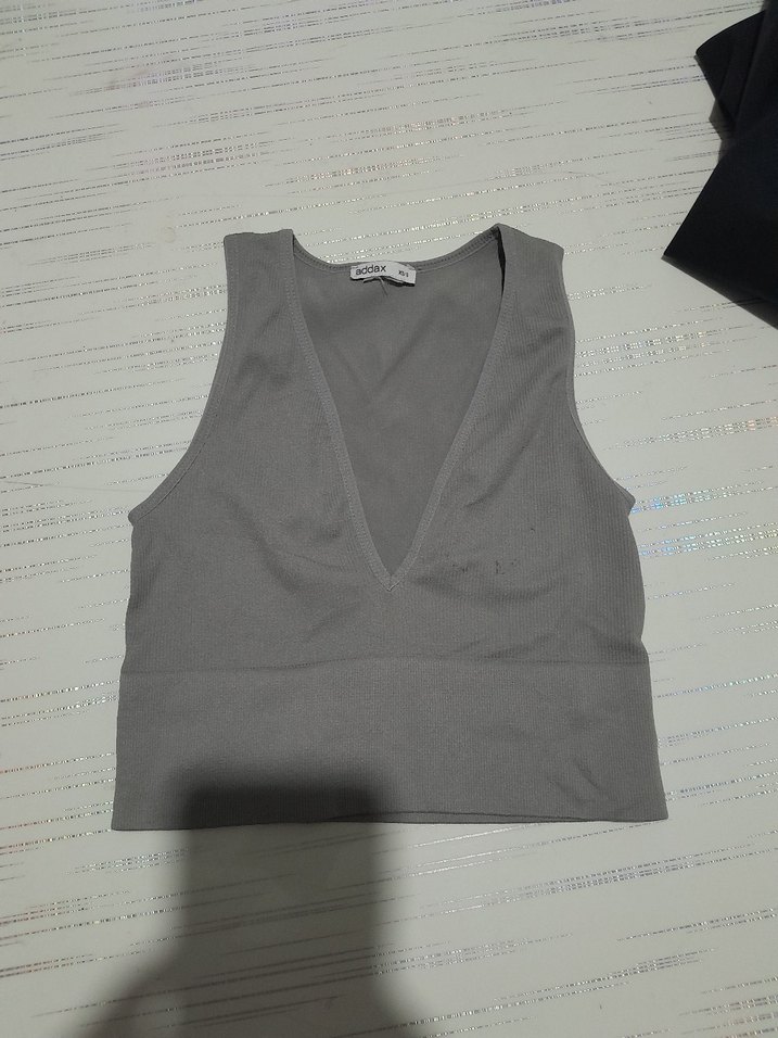 V Yaka Gri Mini Spor Büstiyer - Görsel 2