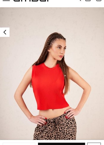 Kırmızı Mini Yüksek Yakalı Crop Top