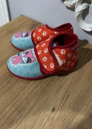 Renkli Kız Çocuk Ev Terliği, Cırtlı, Desenli - Görsel 4