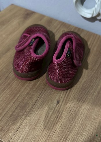 Kız Çocukları İçin Koyu Pembe Yün Terlik - Görsel 2