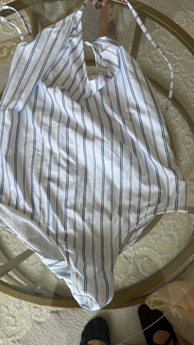 Beyaz Çizgili İnce Askılı Mayo - Görsel 2