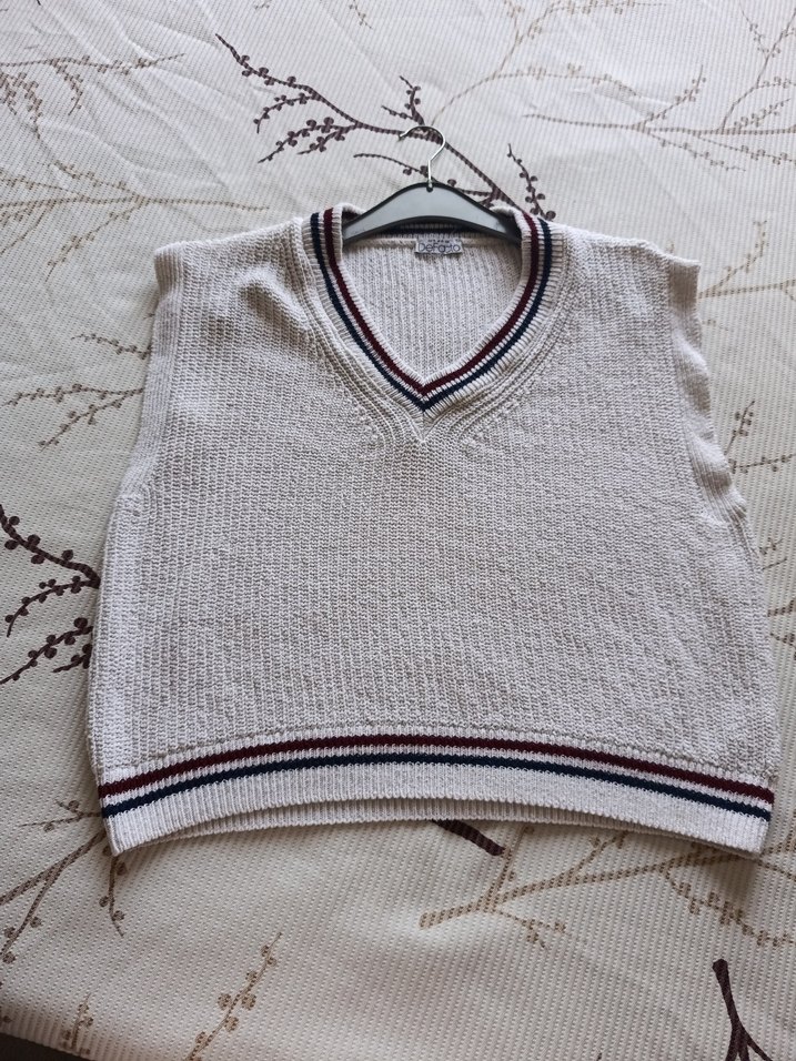 V Yaka Beyaz Örgü Kadın Süveter - Görsel 3