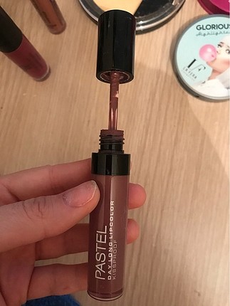Pastel nude ruj