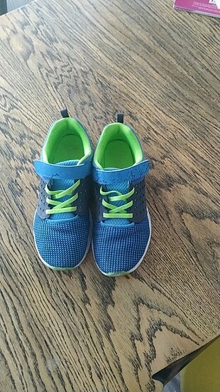 Çocuk spor ayakkabı