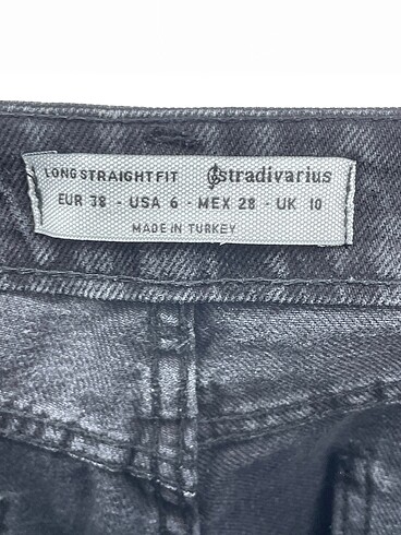 38 Beden siyah Renk Stradivarius Jean / Kot %70 İndirimli.
