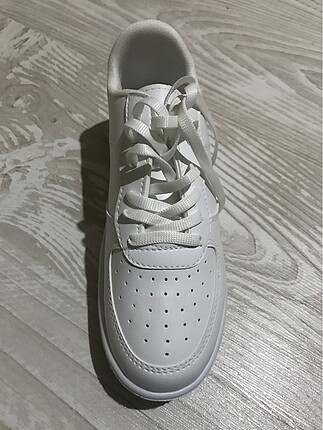36 Beden beyaz Renk Nike sıfır