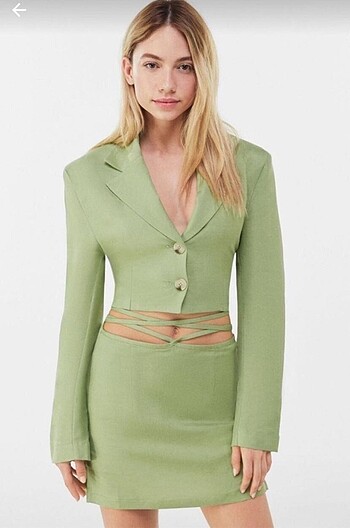 Bershka crop blazer