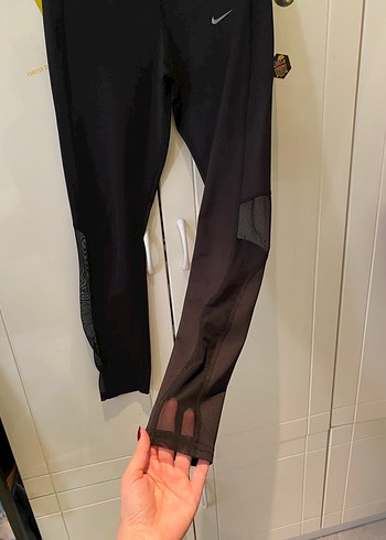 Siyah Nike Kadın Spor Tayt Velcro Detaylı - Görsel 3