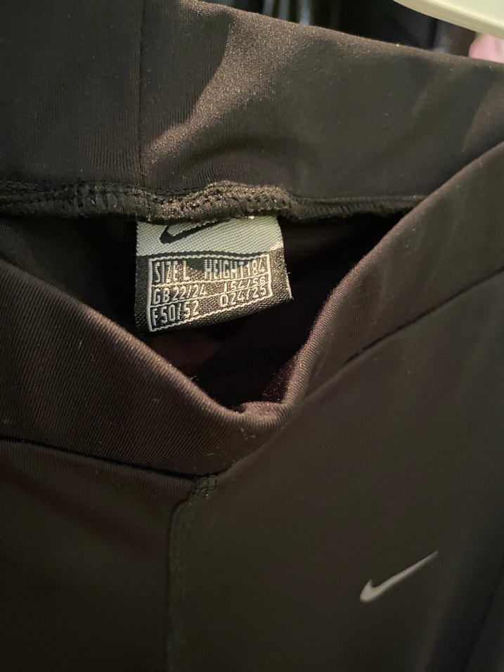 Siyah Nike Kadın Spor Tayt Velcro Detaylı - Görsel 5