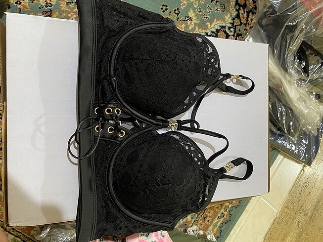 Penti Bralet