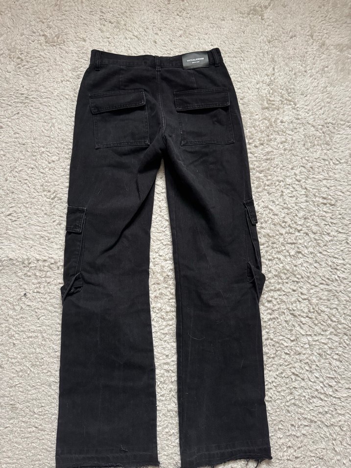 Kadın Siyah Bol Kesim Tokalı Kot Pantolon - Görsel 3