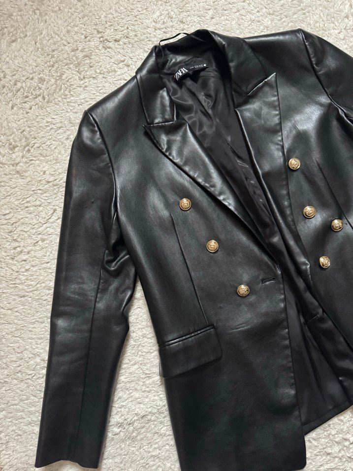 Düğmeli Siyah Deri Kadın Ceket - Görsel 3