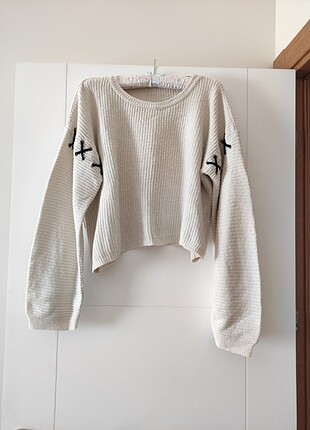Krem rengi crop kazak