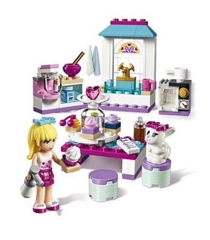 Diğer Lego Friends Stephanies Cakes 41308