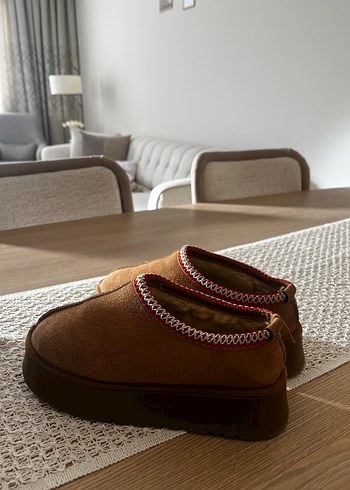 Ugg Peluş bot