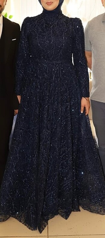 Nişan elbisesi