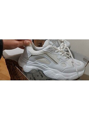 Sneaker 