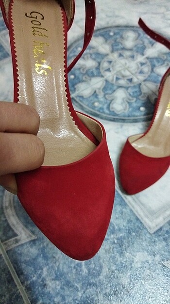 37 Beden kırmızı Renk Kırmızı süet topuklu ayakkabı 
