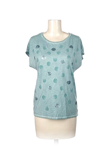 PreLoved T-shirt %70 İndirimli.