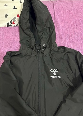 Hummel siyah kapşonlu yağmurluk - Görsel 7