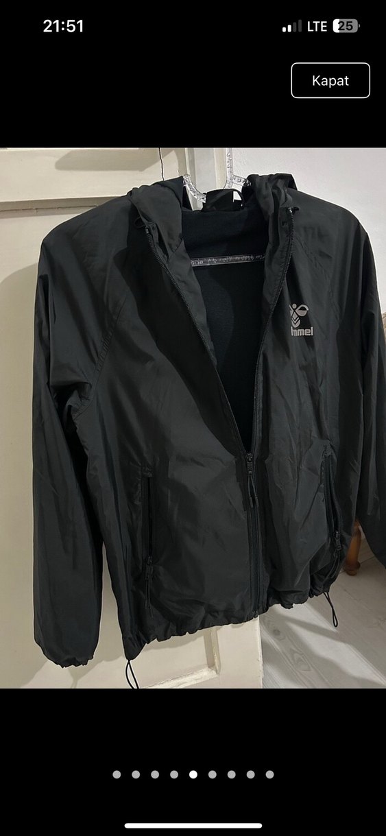 Hummel siyah kapşonlu yağmurluk - Görsel 5