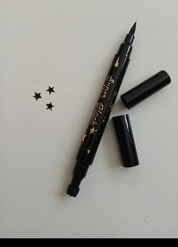 Yıldız eyeliner 