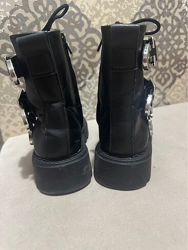 30 Beden Zara Bot