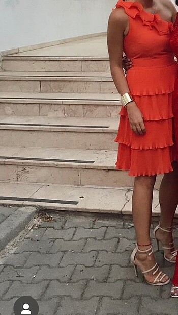 m Beden turuncu Renk Perspective katlı elbise