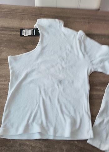 Uzun Kollu Beyaz Balıkçı Yaka Kadın Tişört - Görsel 4