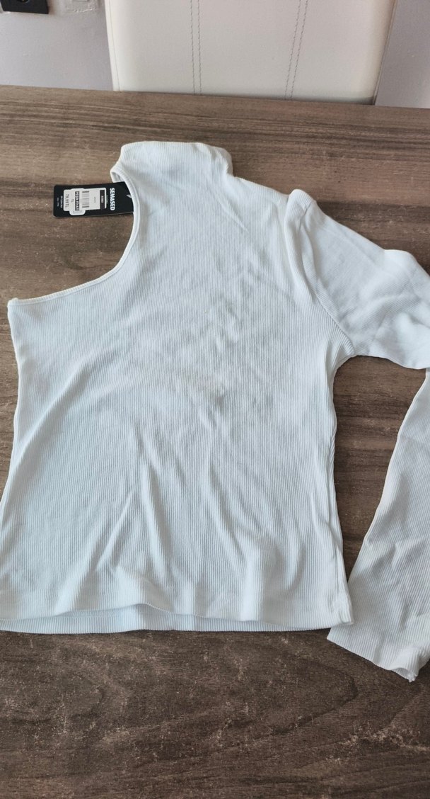 Uzun Kollu Beyaz Balıkçı Yaka Kadın Tişört - Görsel 3