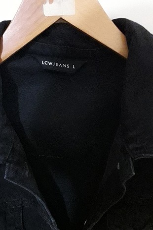 LC Waikiki Bir iki kere giyilmiş beli lastikli bel üstü siyah kot ceket