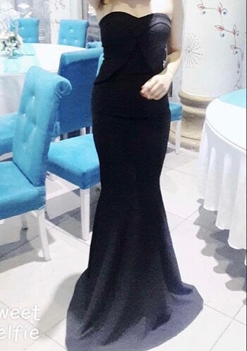 Siyah balık model elbise