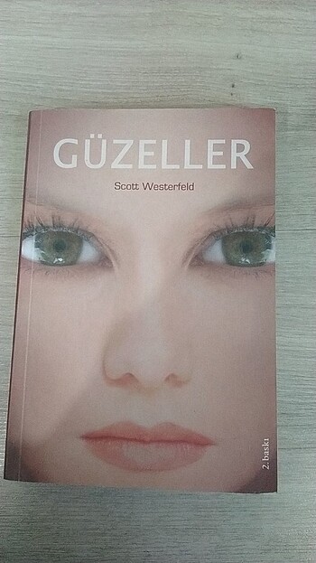 Güzeller Scott Westerfeld