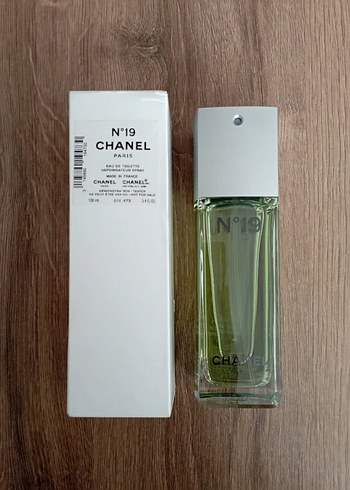 CHANEL N°19 EDT 100 ML