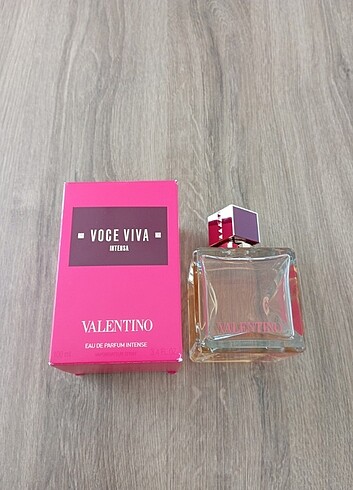 VALENTİNO VOCE VİVA İNTENSA EDP 100 ML